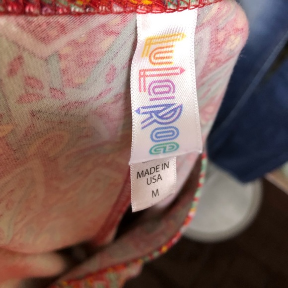 C2 - Lularoe| Perfect Tee - Med - Picture 6 of 6